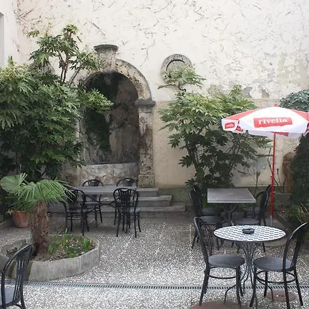 Bed & Breakfast Garni Bar Sport Mendrisio